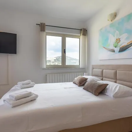 Jakic 1 게스트하우스