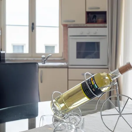 Jakic 1 게스트하우스 4*